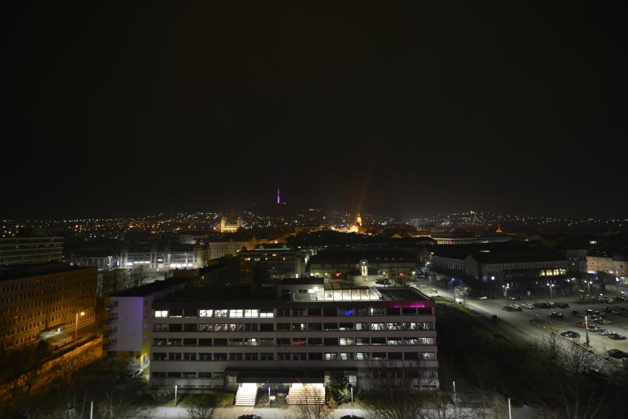 Panorama City Apartman 佩奇 外观 照片